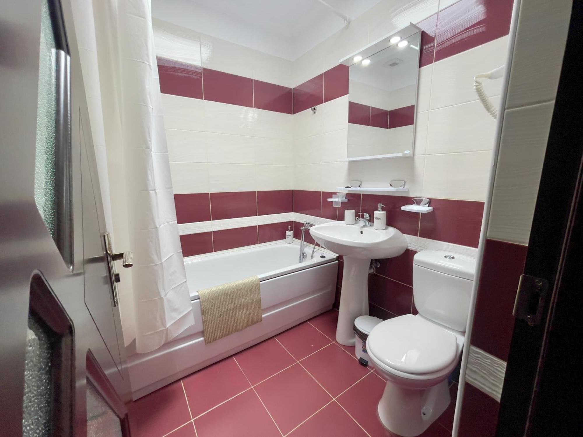 Enjoy Apartments - Spacious Retreat In Our Villa Cluj-Napoca Ngoại thất bức ảnh