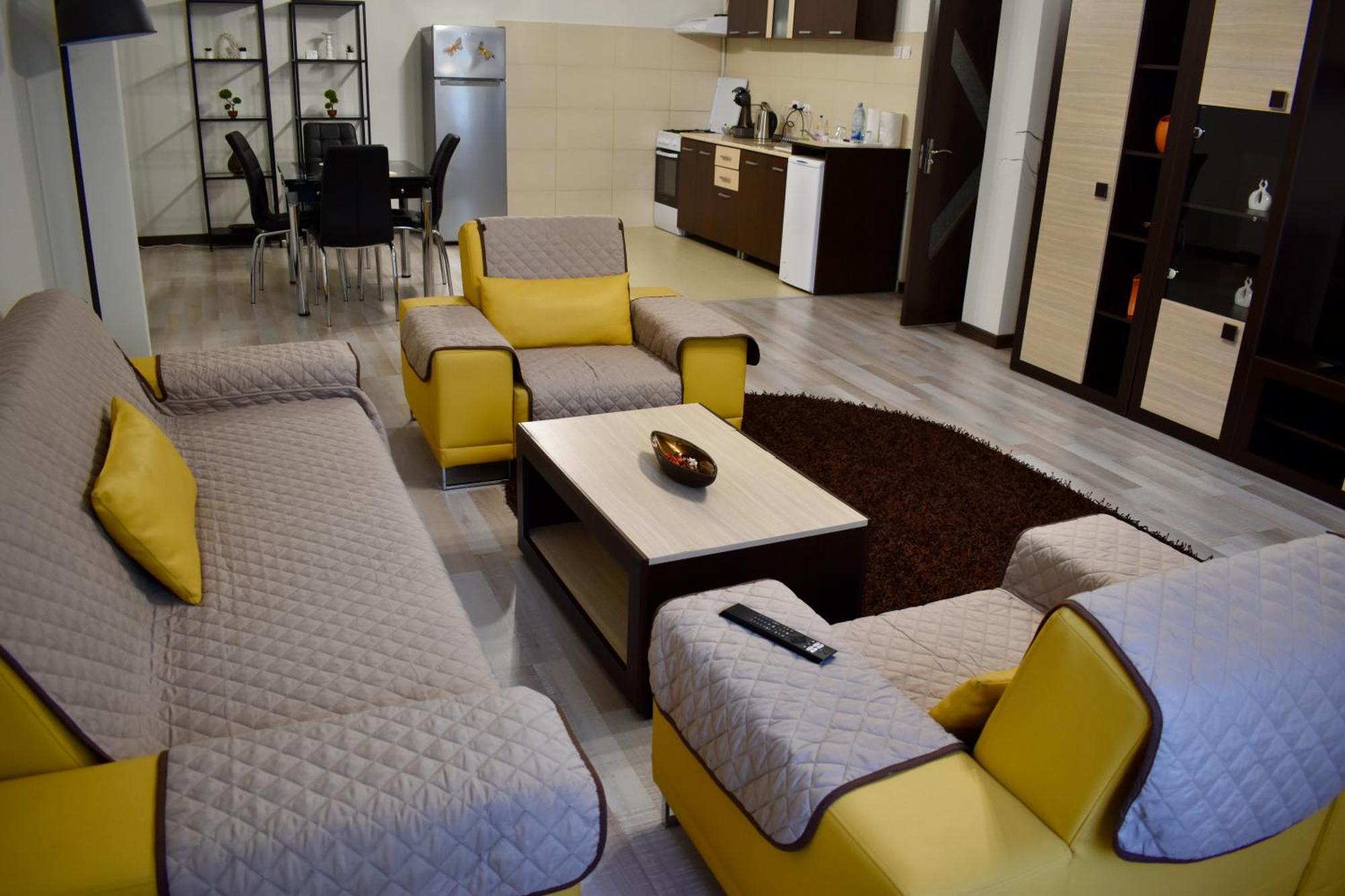 Enjoy Apartments - Spacious Retreat In Our Villa Cluj-Napoca Ngoại thất bức ảnh